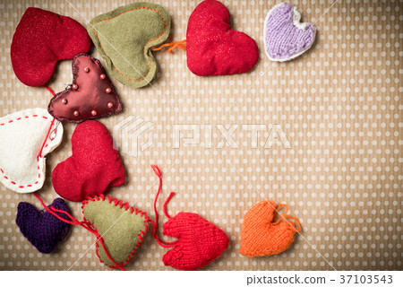 Colorful knitted hearts 37103543