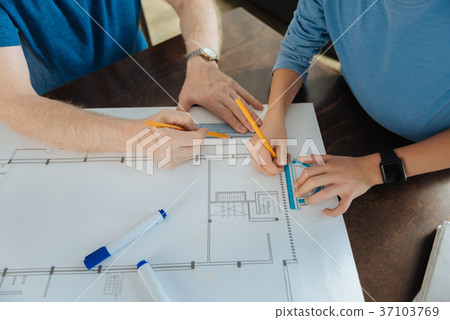 Top view of a professional drawing 37103769