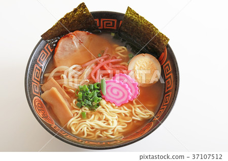 A delicious ramen A delicious ramen 37107512