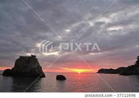 今年的頭一個落日 太陽系 太陽能 37112696
