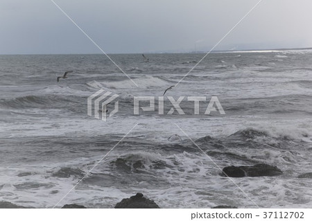 sea of japan, bad weather, stormy weather 37112702