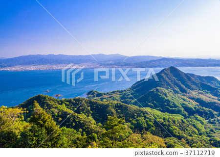 從瀨戶山天文台公園全景天文台橋可以看的[瀨戶內Shimanami Kaido]四國方 37112719