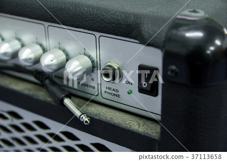 guitar amplifier with black cable audio jack 37113658