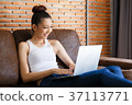 Working woman 37113771