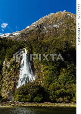 New Zealand Fiordland National Park Milford Sound Bowen Falls New Zealand Fiordland National Park Milford Sound Bowen Falls 37115337