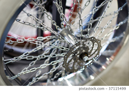 Custom wheel with spokes chains for bicycle Custom wheel with spokes chains for bicycle 37115499