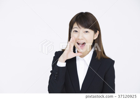 Young business woman 37120925