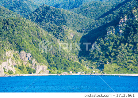 A view from Shiretoko sightseeing boat A view from Shiretoko sightseeing boat 37123661
