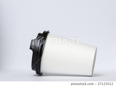 Paper cup for hot coffee 37125012