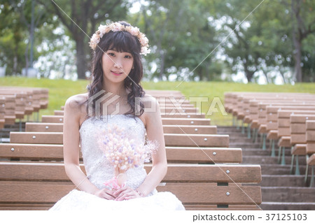 美女婚紗 美女婚紗 37125103