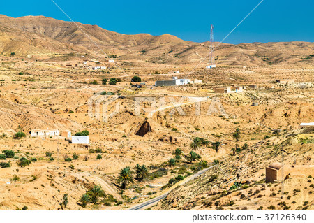 Ksar Hallouf, a village in the Medenine Ksar Hallouf, a village in the Medenine 37126340