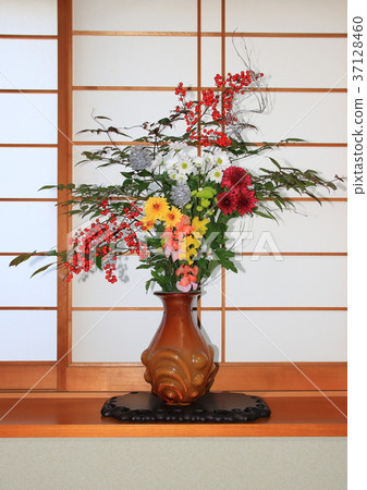 日式圖像（插花，花瓶） 37128460