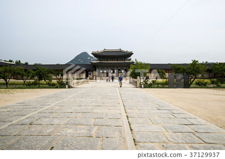 Gyeongbokgung Palace (Historic Site No. 117), Jongno-gu, Seoul Gyeongbokgung Palace (Historic Site No. 117), Jongno-gu, Seoul 37129937