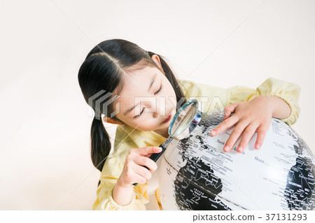 Cute girl Cute girl 37131293