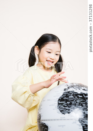 可愛的女孩 37131298