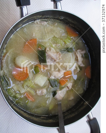 Miso soup with pork and vegetables Miso soup with pork and vegetables 37132974