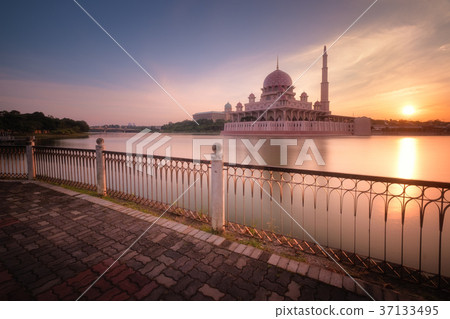 Beautiful putra Mosque view in morning  37133495