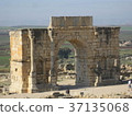 Arch of the Arch of Volvilis 37135068
