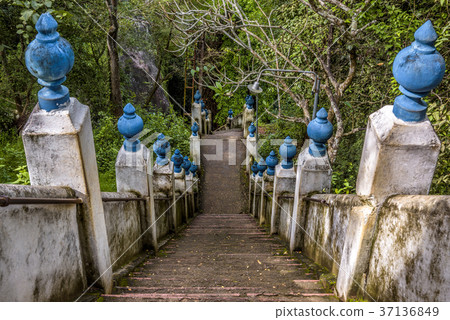 Ancient rock temple in Mulkirigala, Sri Lanka 37136849