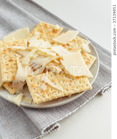 Snack plate of cheese and crackers 37139951
