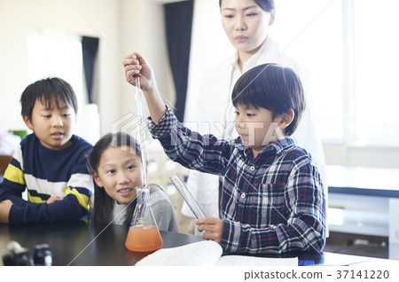 primary school primary school 37141220