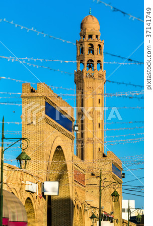 Minaret of Farkous Mosque in the medina of Tozeur 37141749