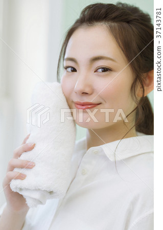 Beauty Image_ Towel Beauty Image_ Towel 37143781