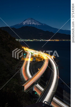 Mt. Fuji and Tomei Expressway Night View 37143904