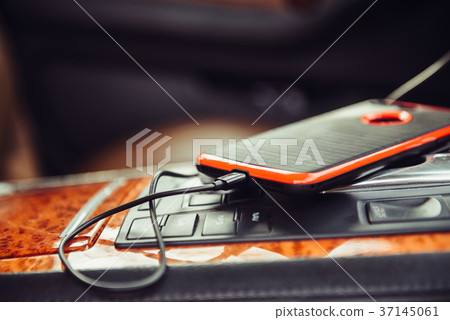 Car charger for the mobile phone 37145061