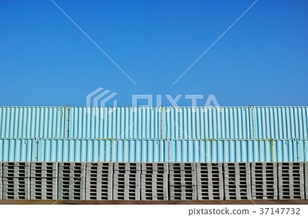Yokohama City Nanbu Sludge Recycling Center A container containing sewage sludge incineration ash contaminated with accumulated radioactive materials 37147732