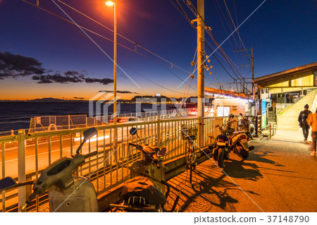 Sunset on Enoshima Shonan Coast Sunset on Enoshima Shonan Coast 37148790