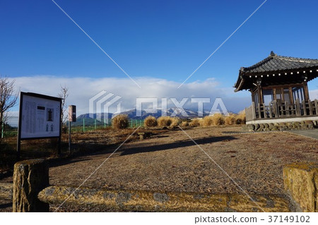 Multiple towers on the mountain and Mt. Akagi Multiple towers on the mountain and Mt. Akagi 37149102