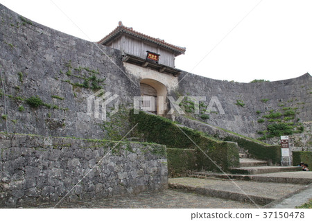 Kihonmen of Shuri Castle Kihonmen of Shuri Castle 37150478
