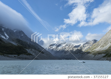 胡克湖和胡克冰川在庫克山國家公園 胡克湖和胡克冰川在庫克山國家公園 37155127