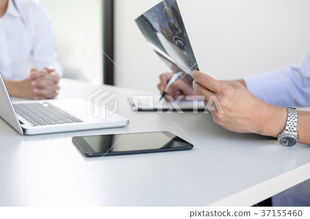 Professor Doctor report and recommend a method with patient trea Professor Doctor report and recommend a method with patient trea 37155460