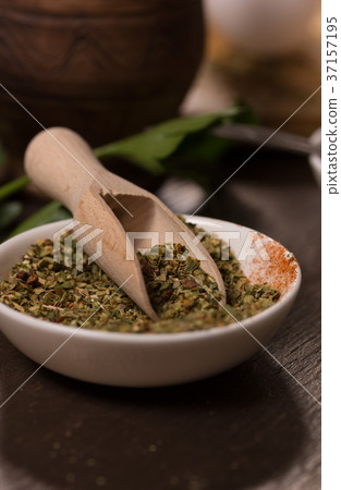 Mixture from dry to the spice 37157195