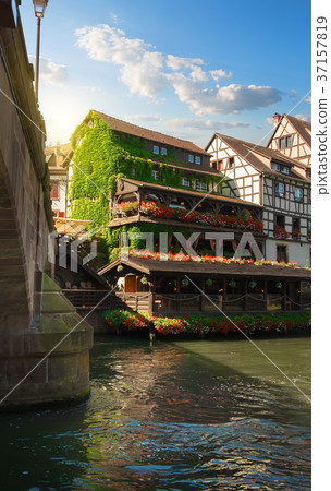 Restaurant in Strasbourg 37157819