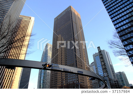 Shinjuku Police Station intersection 37157984