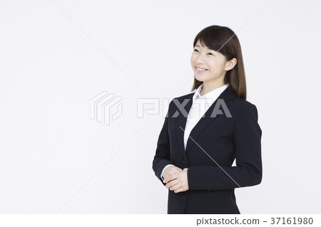 年輕的商界女強人 37161980
