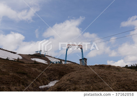 ski lift in the mountains 37162058