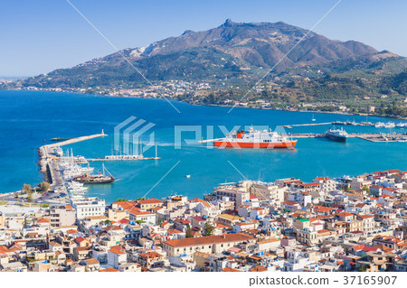 Coastal landscape of Zakynthos city 37165907