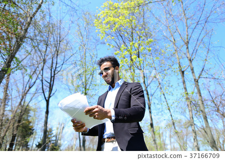 Man goes home after business trip Man goes home after business trip 37166709