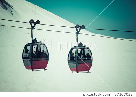 the highest cable way in Europe, the highest cable way in Europe, 37167032
