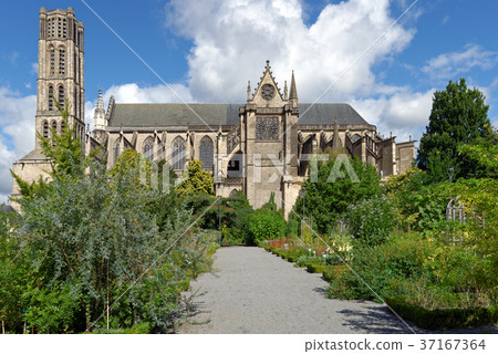 Limoges Cathedral 37167364