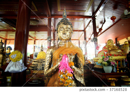 Buddha image stood,placing both hands,chest level 37168528