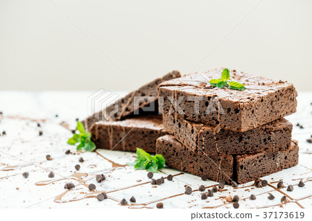 Chocolate brownies Chocolate brownies 37173619