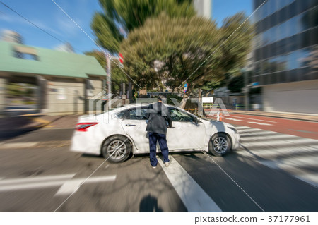 Nuisance parking 37177961