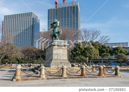 Kusunoki Masami Statue Kusunoki Masami Statue 37180881