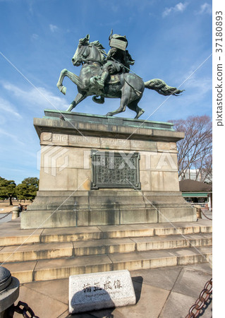 Kusunoki Masami Statue Kusunoki Masami Statue 37180893