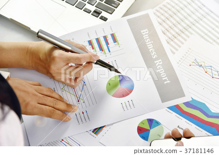 Business strategy planning, Business discuss. Business strategy planning, Business discuss. 37181146